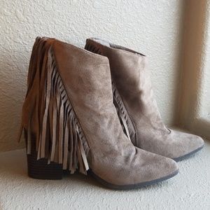 Ankle boot